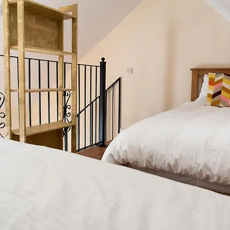 House Boutique - Diamond Lounge * Kylemore